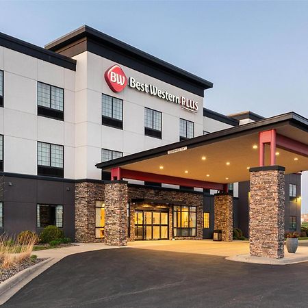 Best Western Plus New Richmond Inn & Suites Екстер'єр фото