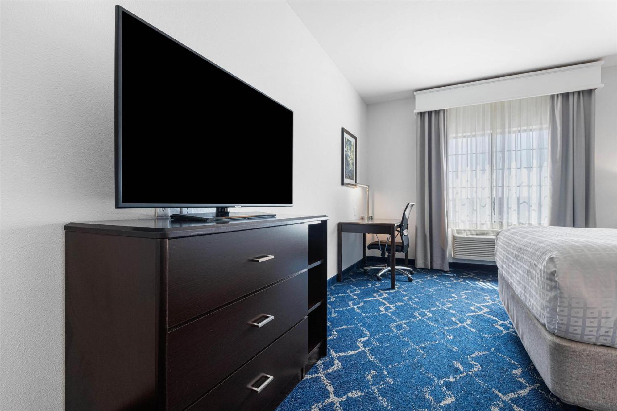 Best Western Plus New Richmond Inn & Suites Екстер'єр фото