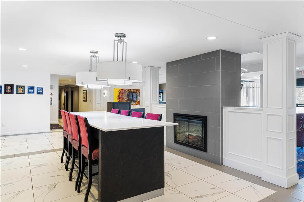 Best Western Plus New Richmond Inn & Suites Інтер'єр фото